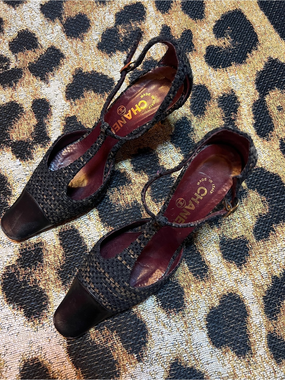 CHANEL Tweed & Leather T-Strap Pumps